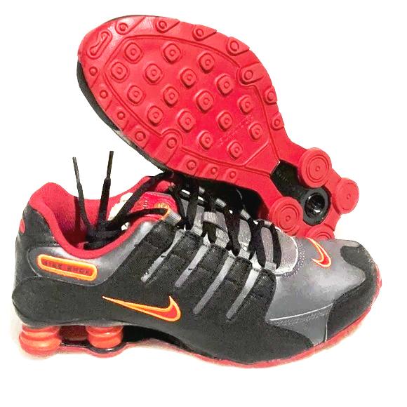 Nike shox nz si plus (gs) running shoes size 7 youth