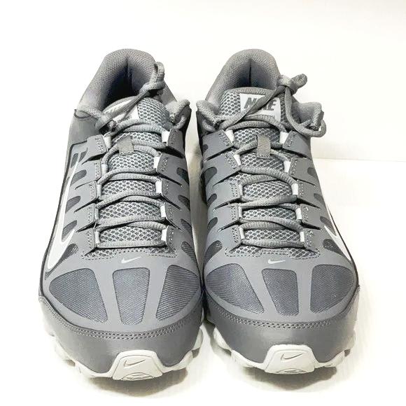 Nike reax 8 tr mesh size 11 us men running shoes