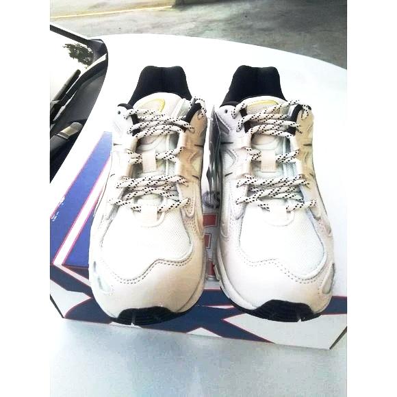 Asics Kayano 5 360 Cream Rich Gold running training shoes Size 10 Men US