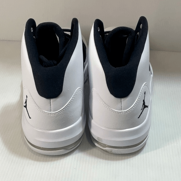 Nike Jordan max aura basketball shoes size 13 us men