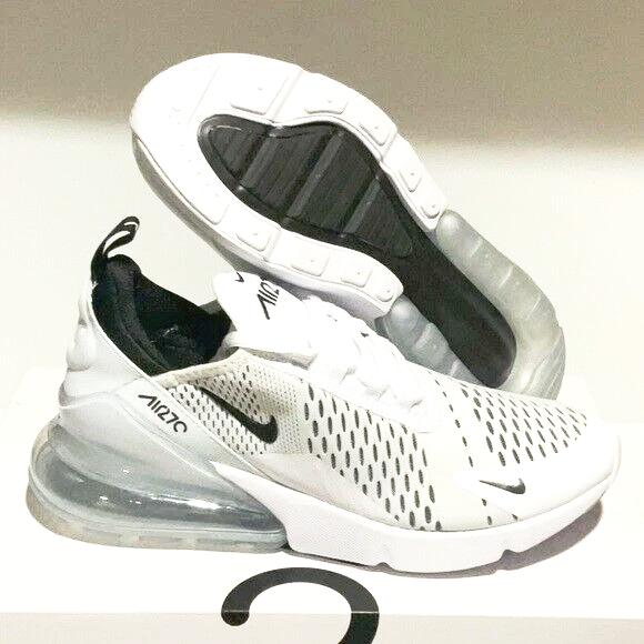 Woman’s Nike air max 270 black white running shoes size 11 us
