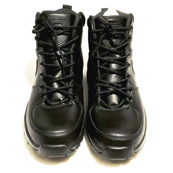 Nike Men’s hiking leather boots size 9 us