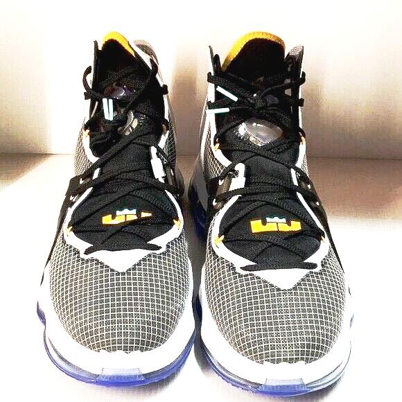 Nike men lebron xix size 10.5 us basketball shoes - Classic Fashion Deals